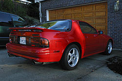 CA: 1991 Mazda RX-7 FC3S 00-right_rear.jpg