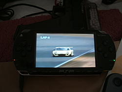 PSP valuepack + 2 games = 319.99-dscf0006.jpg