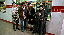 Great DVD Caps...-mallrats1.jpg