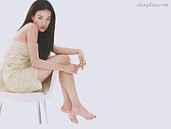 Shu Qi is DIVINE...-chairsmall.jpg