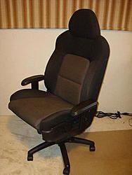 Modded office chair...heh heh...-299012_507744049270327_264108051_n.jpg