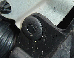 Underbody Splash Guard Fastener-tappingscrew.jpg