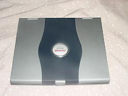 FS: Compaq PIII Laptop-p1120069.jpg