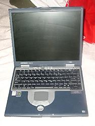 FS: Compaq PIII Laptop-p1120072.jpg