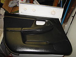 FS 02 WRX left drivers door interior-videosmovies-041.jpg