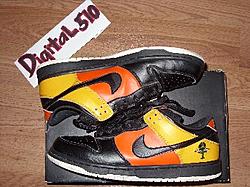 Nike SB (Rayguns) 9.5-3.jpg