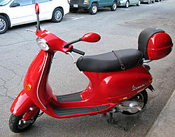 FS: 2004 Vespa ET4 150 Scooter-vespa4.jpg