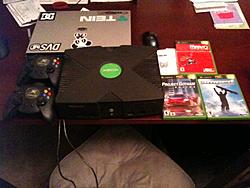 Xbox Original w/ Games Controls Memory Card-photo-1-.jpg