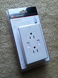 BNIB: Newer Technology Power2U AC/USB Wall Outlet-img_0325.jpg