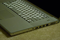 TW: 2006 MacBook Pro-mbp2.jpg