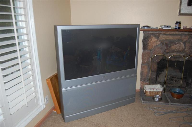 Any Interest In A 5 Year Old Rear Projection Tv I Club