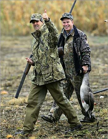 Name:  7_23_102104_kerry_hunting.jpg
Views: 8
Size:  40.1 KB